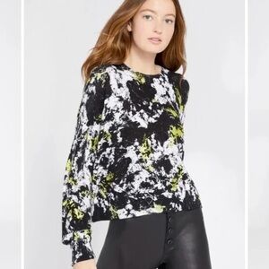 Alice and Olivia Quintin Splatter sweater Medium